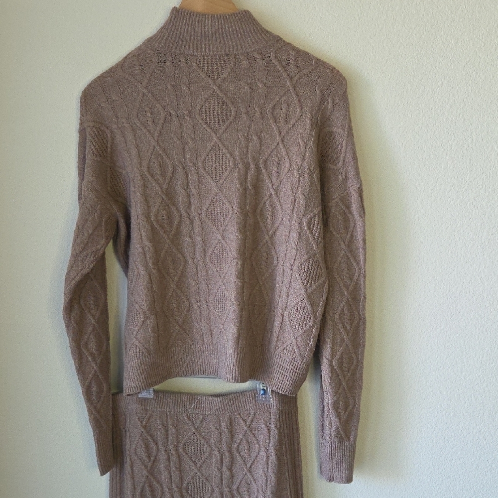 OLIVE + OAK Tan Cable Knit Sweater and Skirt Set 2 Pieces Mock Neck Sz M - Picture 8 of 14
